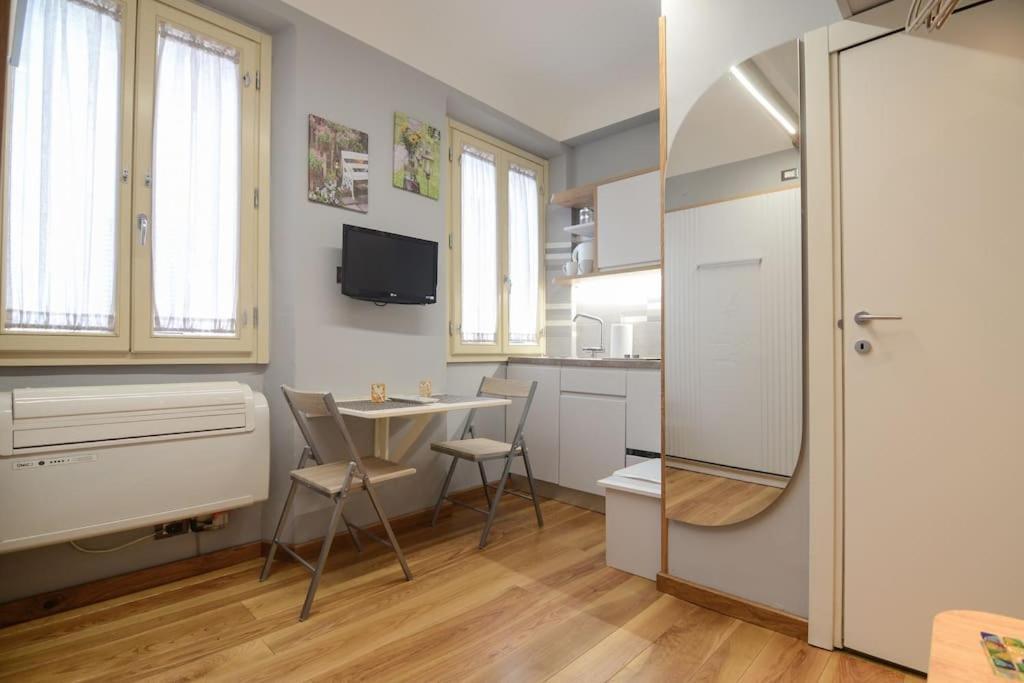Keys Of Italy - Sgiuseppe 18 - Monolocale Intimo E Conveniente A Santa Croce Appartement Florence Buitenkant foto
